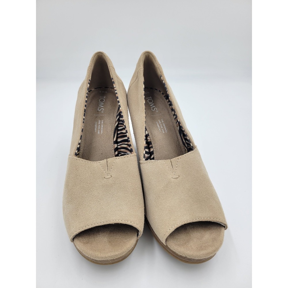 TOMS Heels Womens Michelle Pump Beige Suede Slip‎ On Peep Toe Wedge Sz 8.5